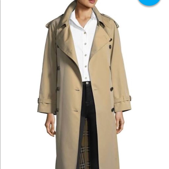 Burberry trench coat 🧥 - Picture 5 of 6